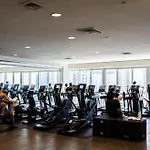 Mvr - Stylish Escape In Icon Brickell